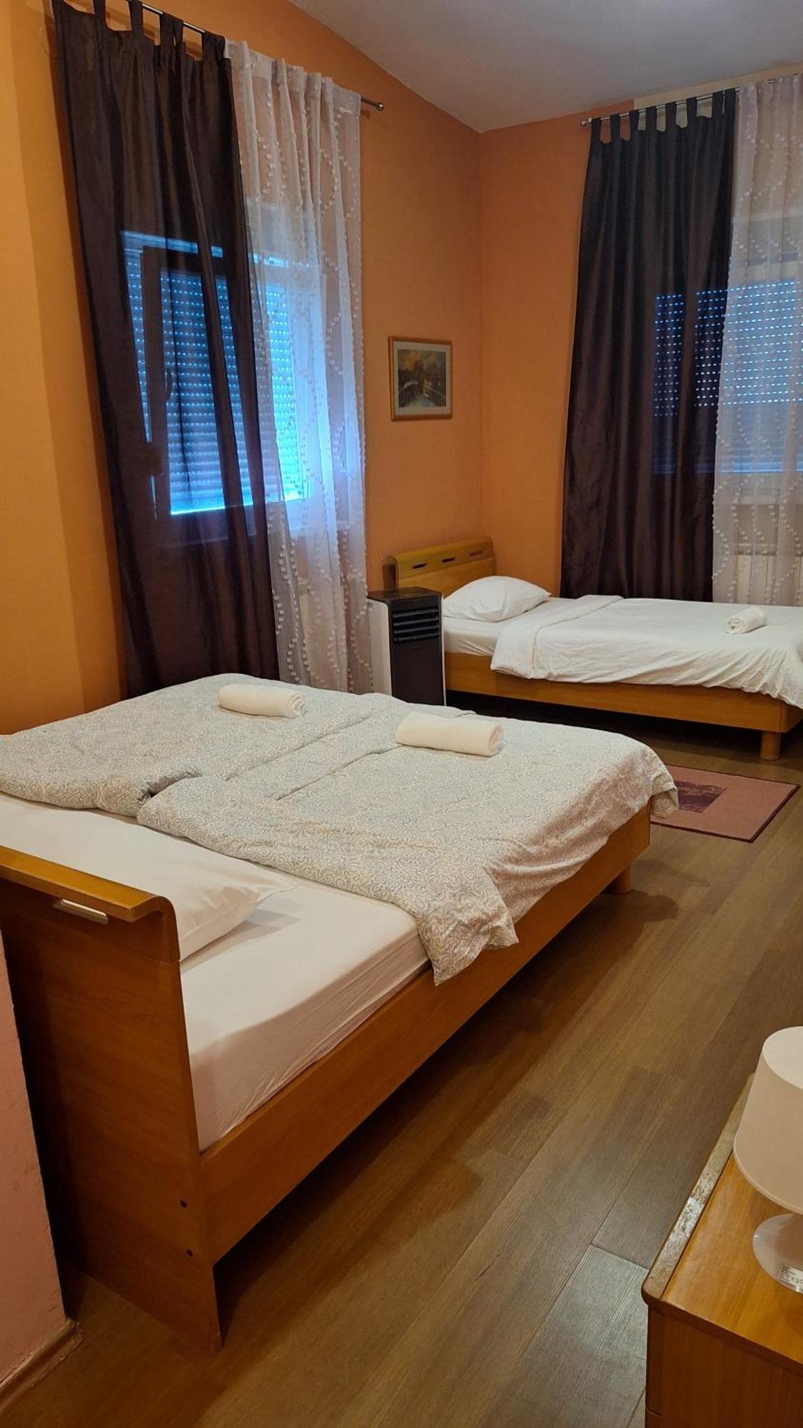 Guest House Sv. Nikola Dugo Selo Exterior photo