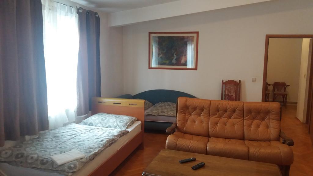 Guest House Sv. Nikola Dugo Selo Exterior photo