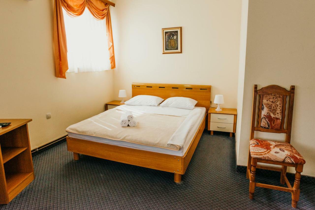 Guest House Sv. Nikola Dugo Selo Exterior photo